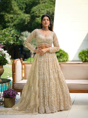 Royal Poise