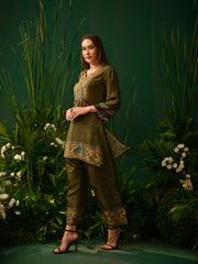 Vedanta Art Kurti Set