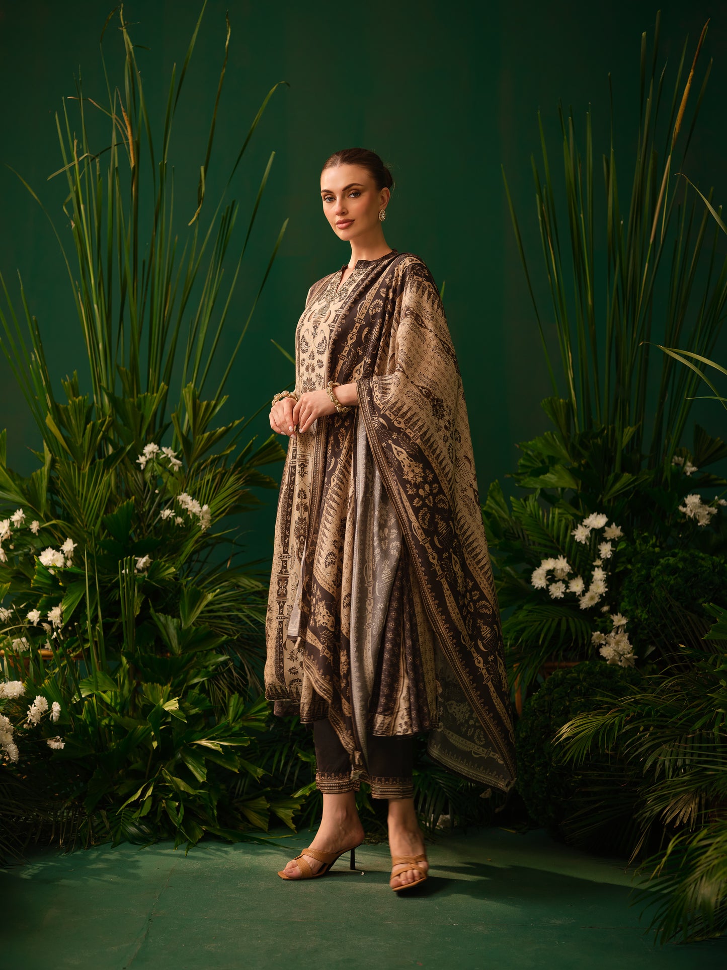 Mridha Ethnica Kurti Set