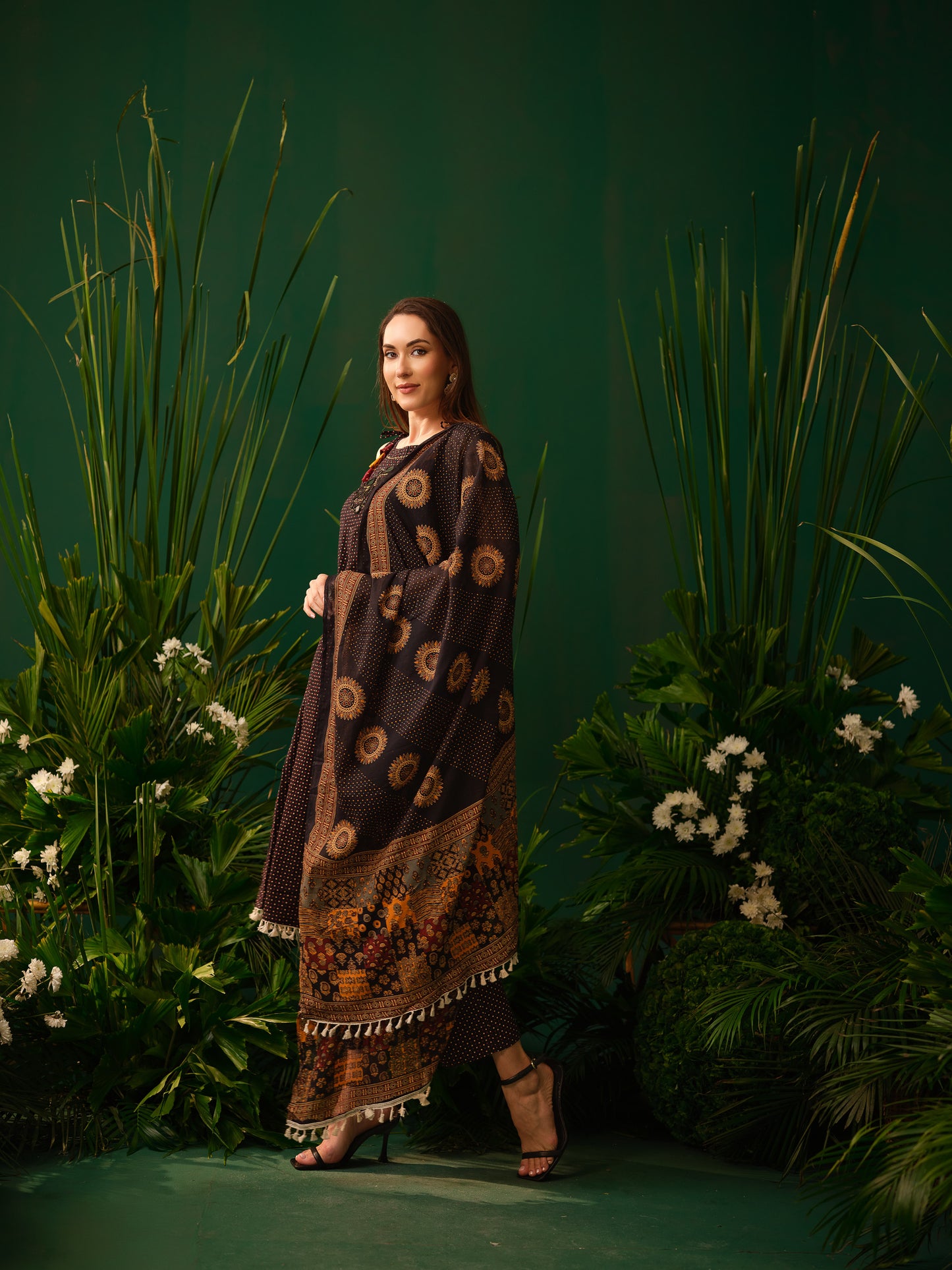 Eira Kurta Pant Set