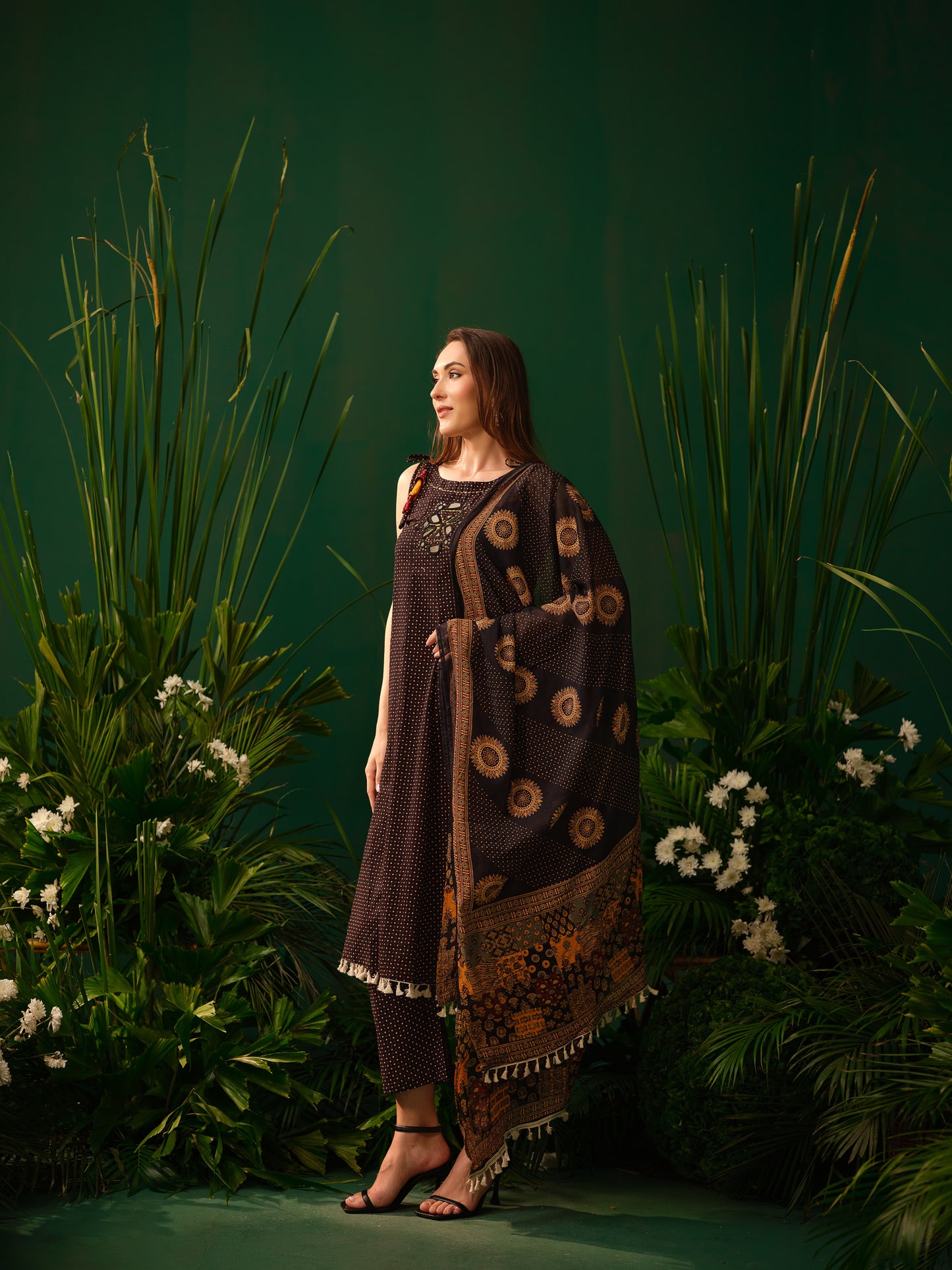 Eira Kurta Pant Set