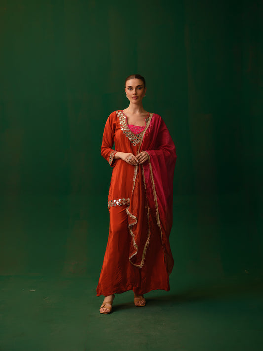 Orvaya Kurta Set