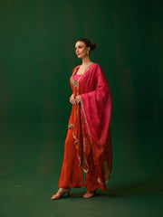 Orvaya Kurta Set