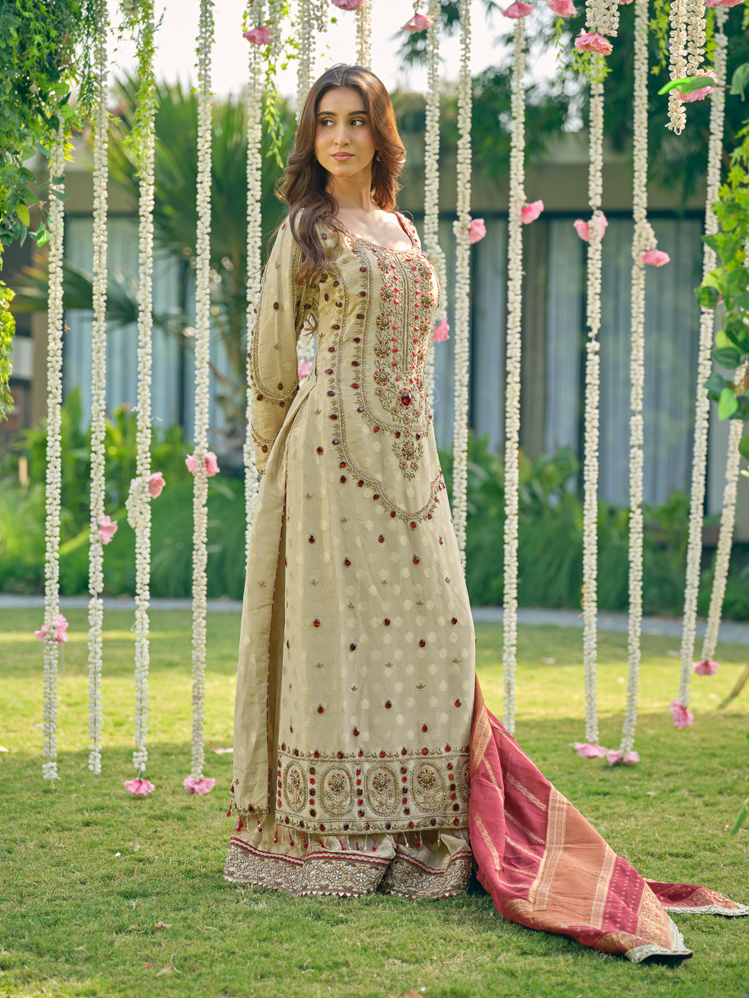 Avyara